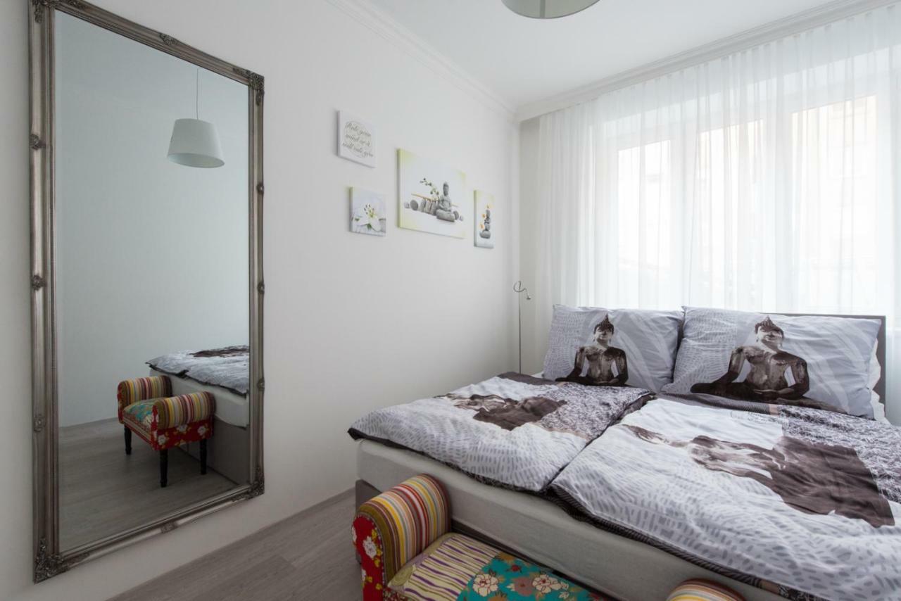 Let It Be Vienna U1, U2, U4 Karlsplatz Oper Apartment ภายนอก รูปภาพ