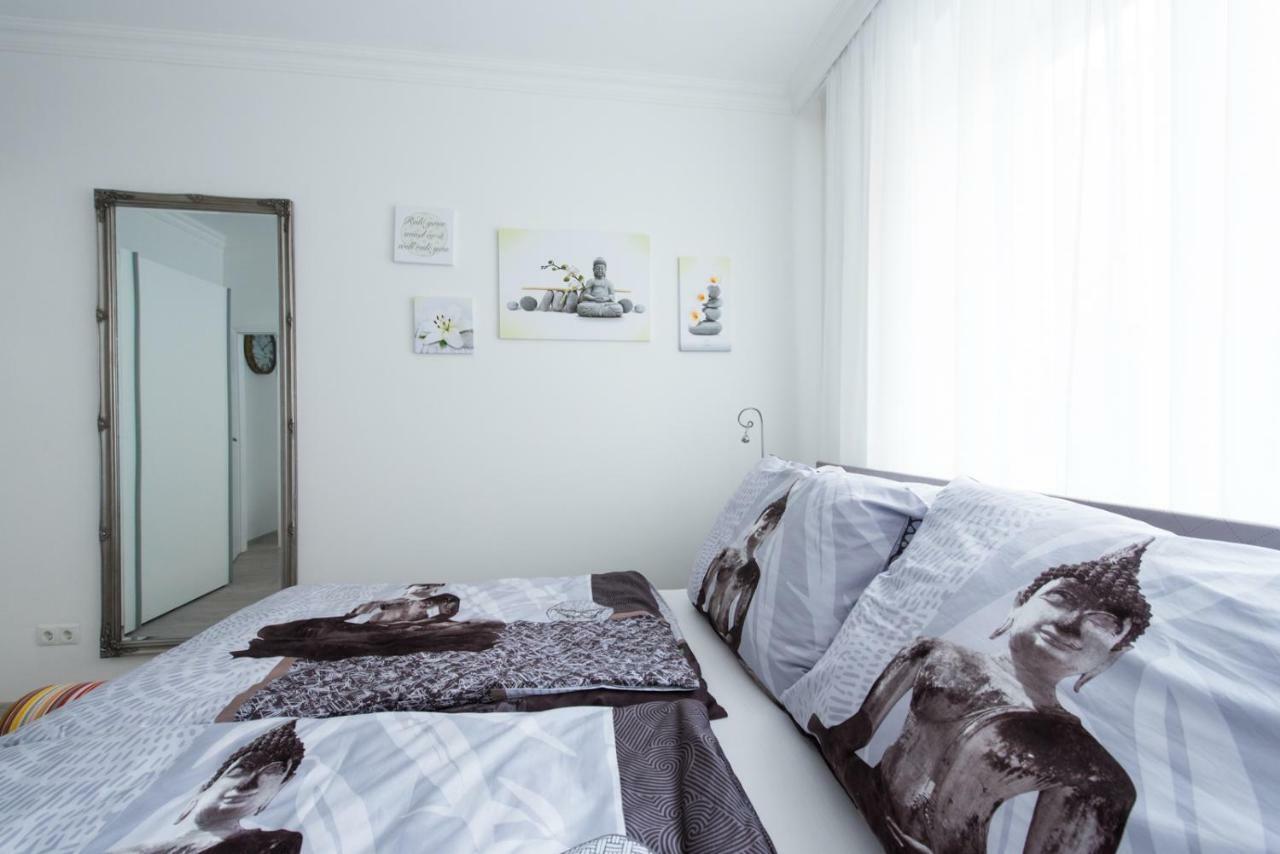 Let It Be Vienna U1, U2, U4 Karlsplatz Oper Apartment ภายนอก รูปภาพ